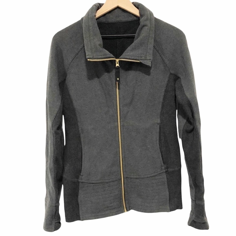 Lululemon full zip thick dark gray jacket 6